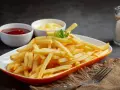Jak odgrzać frytki, aby były chrupiące i smaczne jak świeże
