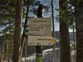 Droga przez Nosal na Nosalową Przełęcz (1103 m n.p.m.) prowadzi do Polany Kuźnickiej. Dalej do Polany Olczyskiej.
