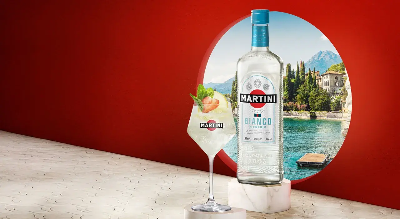Jak pić Martini Bianco? Proste drinki, które zrobisz w 2 minuty