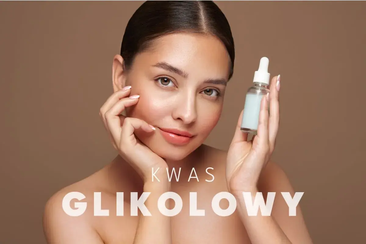 Kobieta z serum z kwasem glikolowym, które działa na poprawę wyglądu skóry.