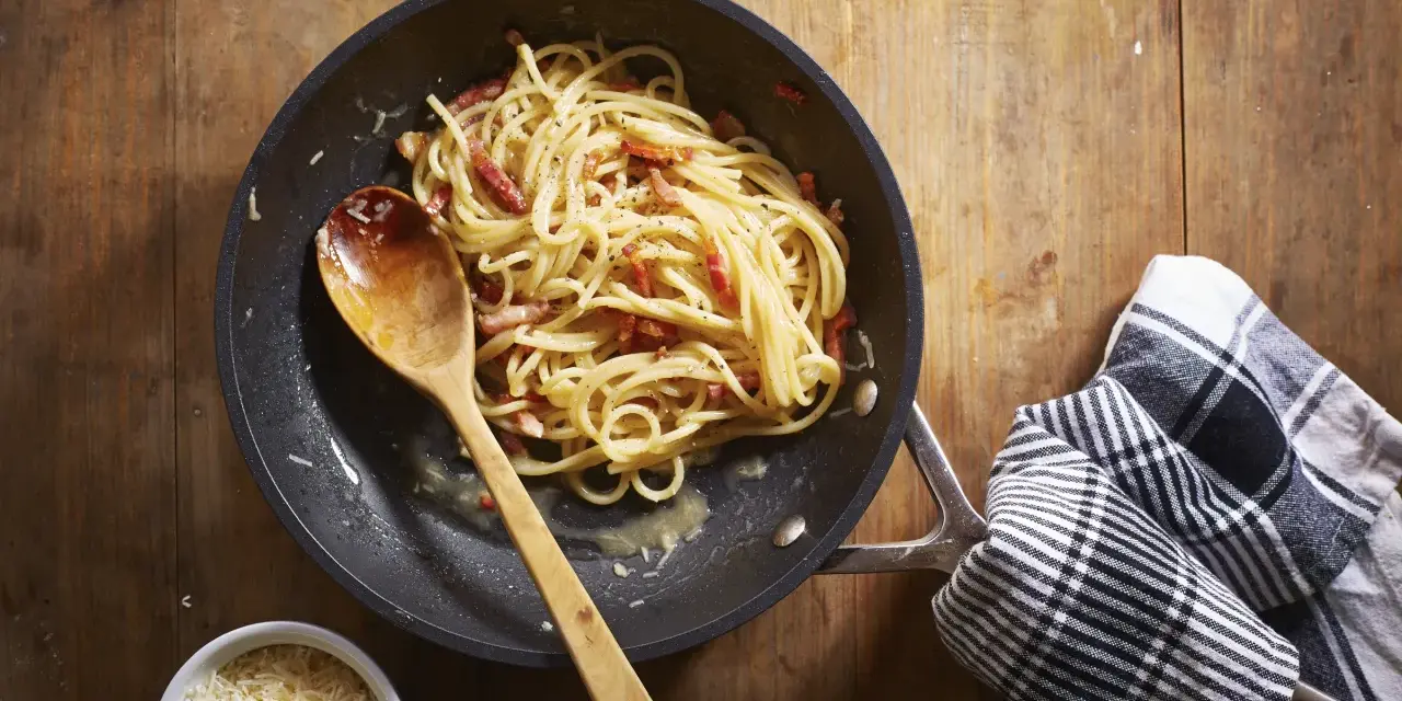 Carbonara bez śmietany: rzymski sekret kremowego sosu