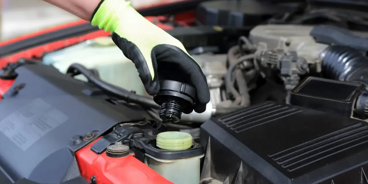 Płyn chłodniczy ucieka? Diagnozuj problem jak mechanik!
