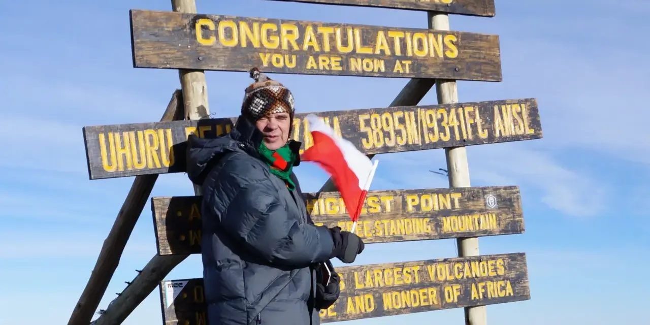 Zdobywca na szczycie Kilimandżaro, gdzie ile metrów ma Kilimandżaro? 5895 m n.p.m.