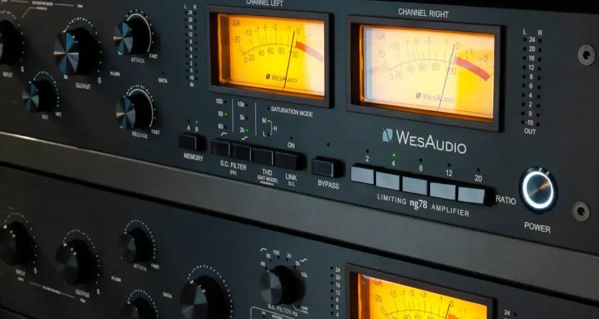 Profesjonalny kompresor audio WesAudio ng78 z dwoma analogowymi wskaźnikami VU.
