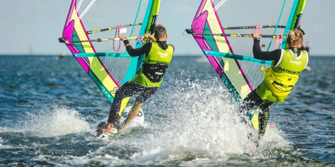 Windsurfing: Ile trwa nauka? Odpowiadam jako instruktor!