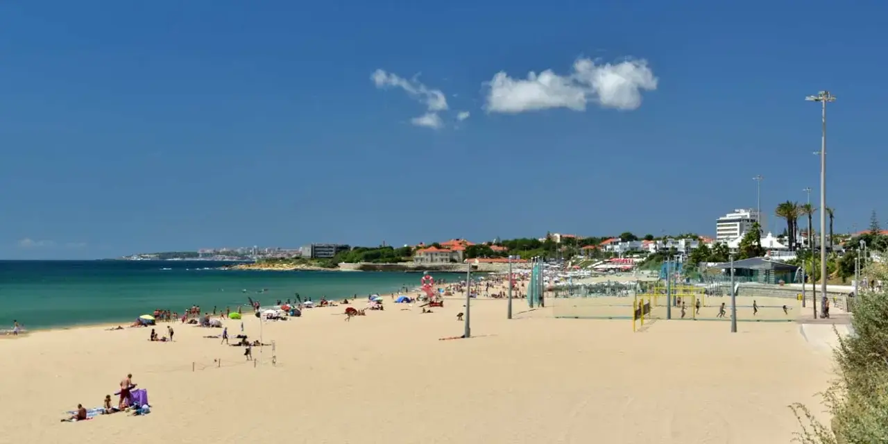 Spiagge vicino Lisbona: Guida completa per la tua vacanza perfetta