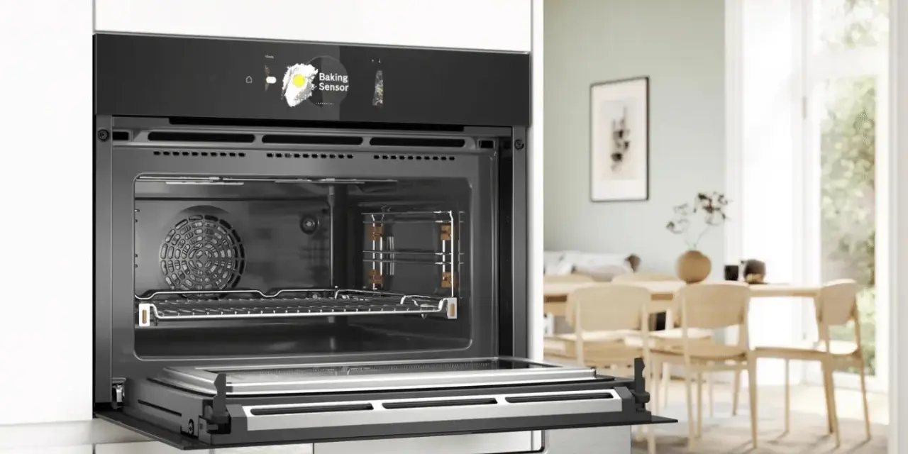 Nowoczesny piekarnik z funkcją Baking Sensor. Idealny do przygotowania ciasta z mikrofalówki kontra ciasto z piekarnika.