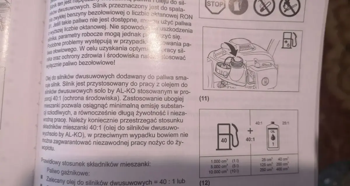Instrukcja podaje, ile oleju do silnika dwusuwowego należy dodać do paliwa, aby zapewnić jego prawidłowe działanie i długą żywotność.