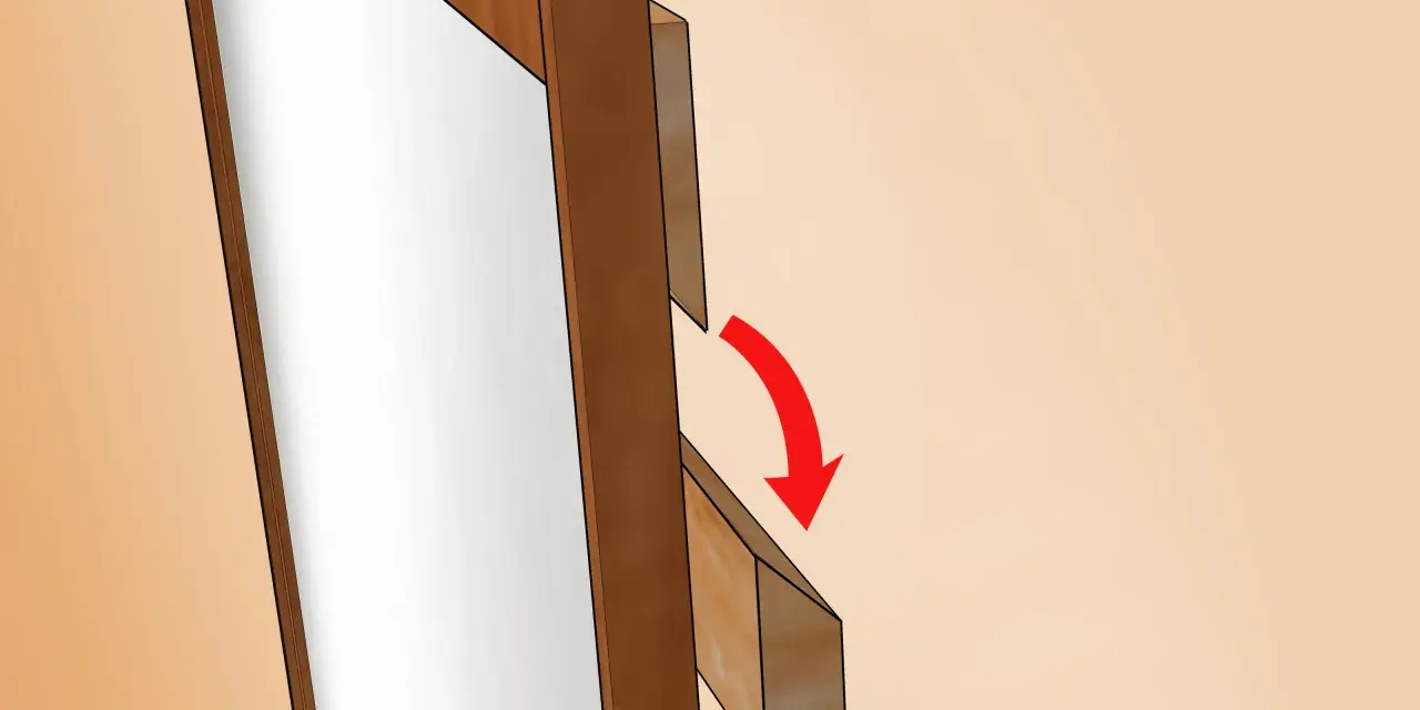 Detalle de cómo colgar un espejo: se muestra un soporte de madera que se desliza hacia abajo para asegurar el espejo.