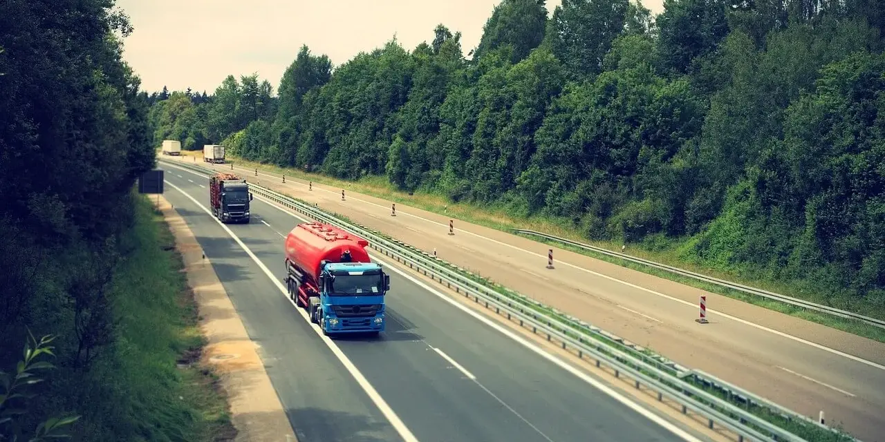 Autostrady czy są płatne? Sprawdź, gdzie unikniesz opłat