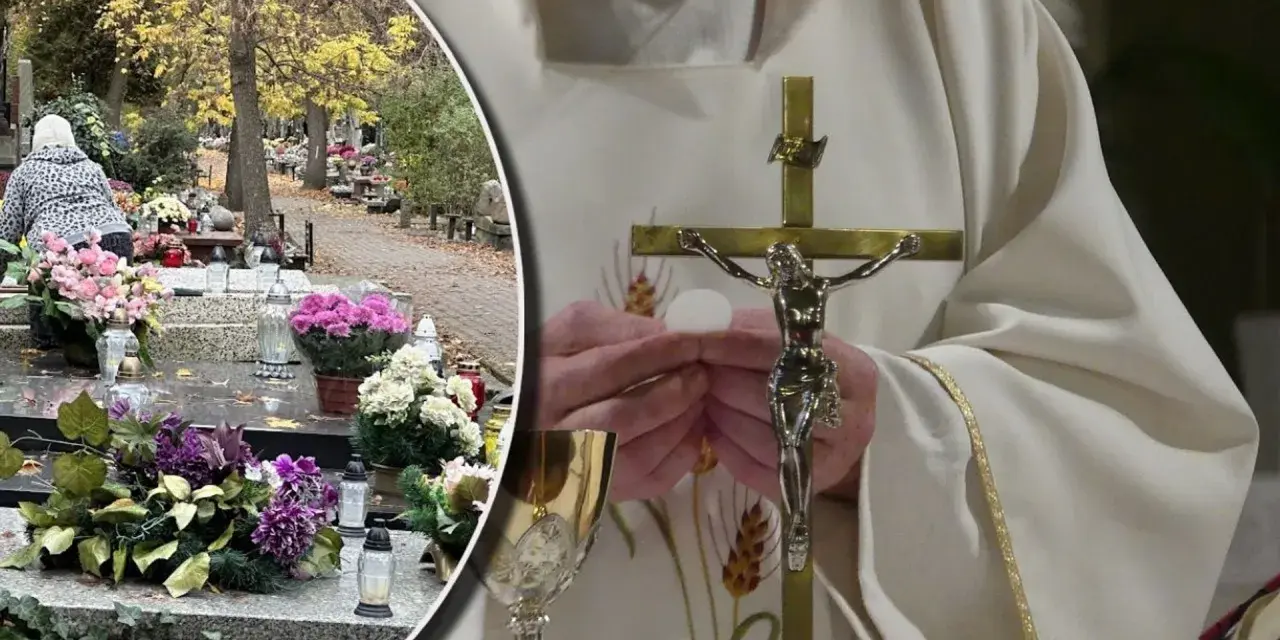 Parafianin w białej szacie trzyma hostię i krzyż. Obok cmentarz z kwiatami i zniczami.