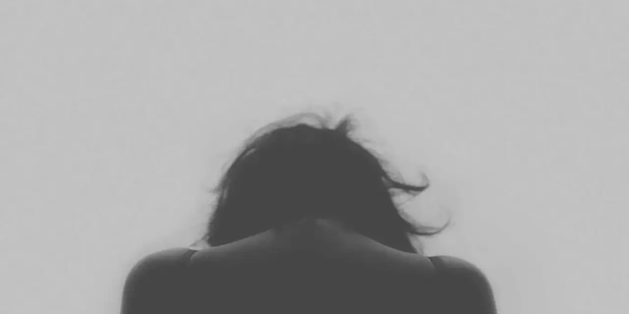 Gdzie zgłosić nękanie psychiczne? Sprawdź, jak uzyskać pomoc