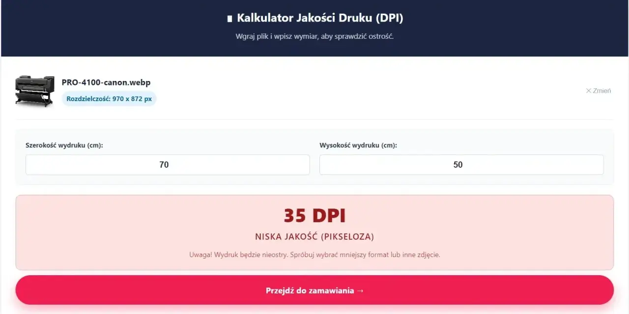 Kalkulator DPI pokazuje, że przy rozmiarach 70x50 cm wydruk będzie miał niską jakość 35 DPI.