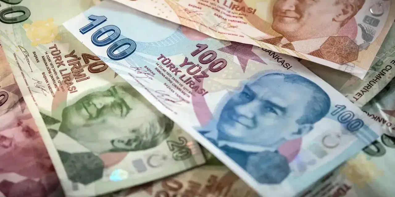Waluta w Turcji: Lira, euro, dolary? Jak płacić i oszczędzać!
