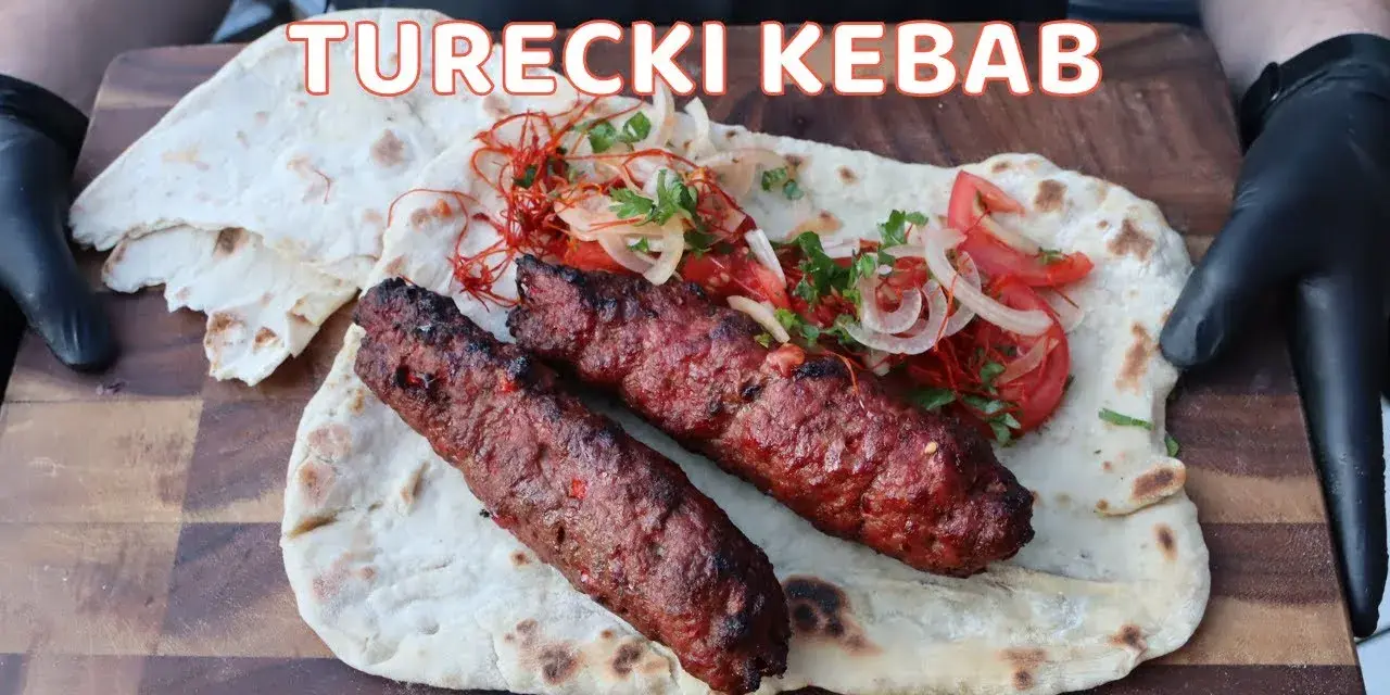 Jak wygląda prawdziwy turecki kebab? Odkryj jego sekrety i smaki