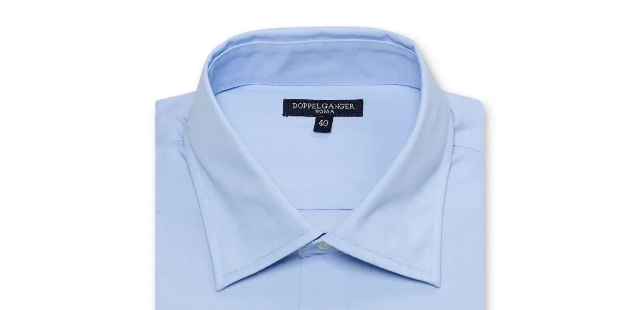 Camicia azzurra con colletto kent, taglia 40, marca Doppelgänger Roma.