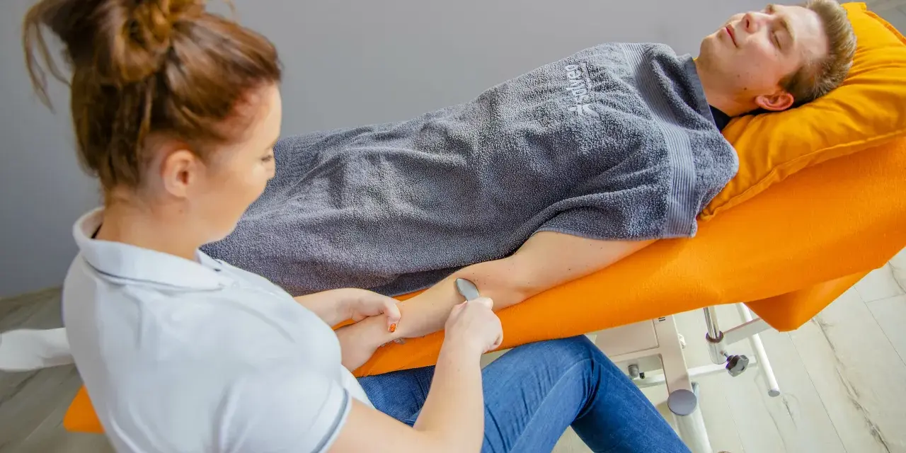 Fizjoterapeuta: Kiedy pomoże i jak wybrać najlepszego specjalistę?