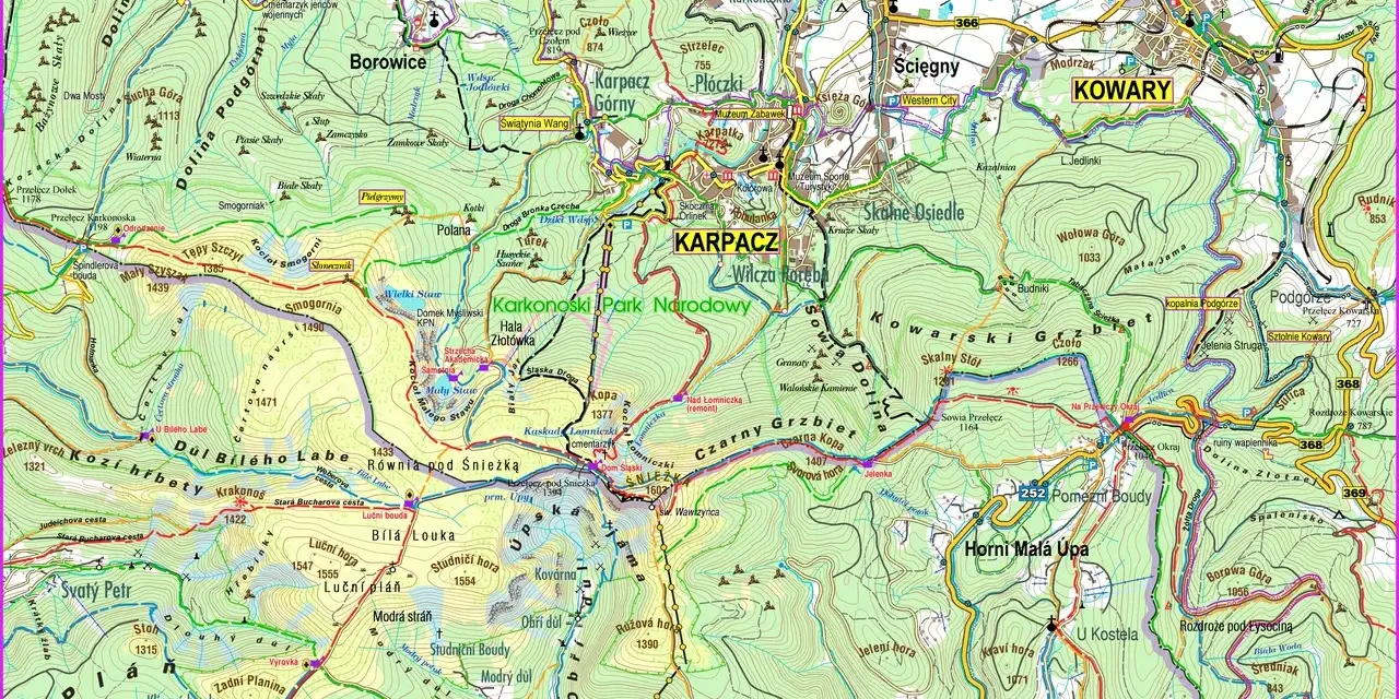 Mapa turystyczna Karkonoszy, pokazująca szlaki, schroniska i szczyty. Widać tu Karpacz, Kowary i Śnieżkę, gdzie leżą Karkonosze.