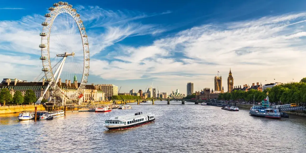 Ile jedzie autokar do Londynu? Sprawdź czas podróży i trasy