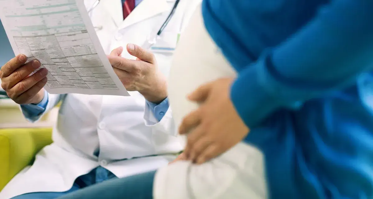 OGTT w ciąży: Jak przygotować się do krzywej cukrowej bez stresu?