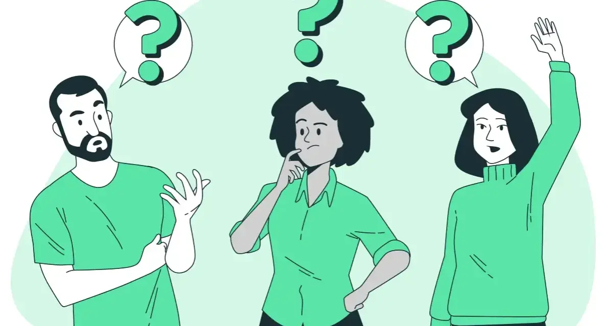 Drei Personen mit Fragezeichen über den Köpfen, die über den eigenanteil physiotherapie diskutieren.