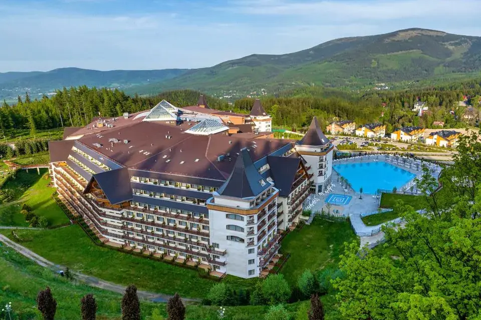 Ile kosztuje nocleg w hotelu Gołębiewski? Sprawdź ceny i oferty