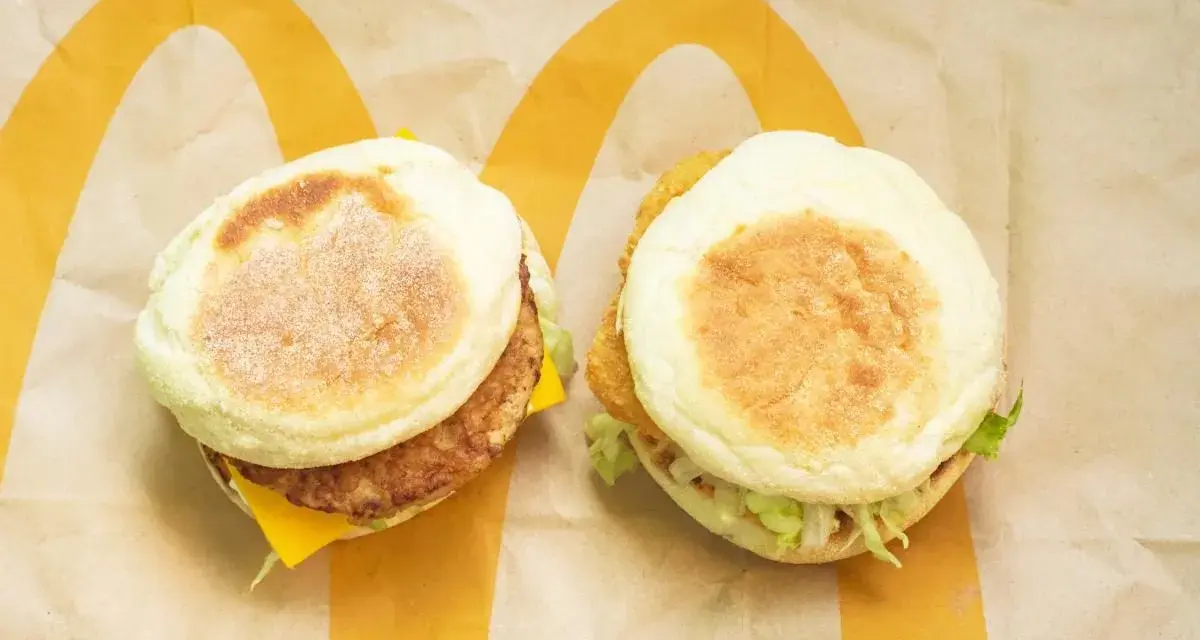 Ile kcal ma cheeseburger z Mc? Zaskakujące fakty o kaloriach!