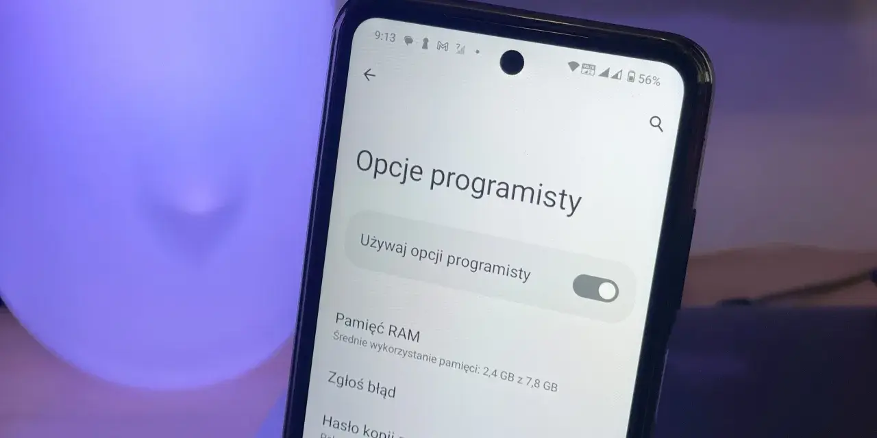 Ekran telefonu Samsung z włączonymi opcjami programisty.