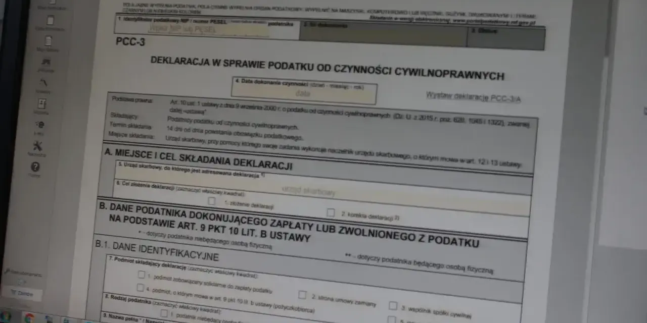 Formularz deklaracji PCC-3 na ekranie komputera.