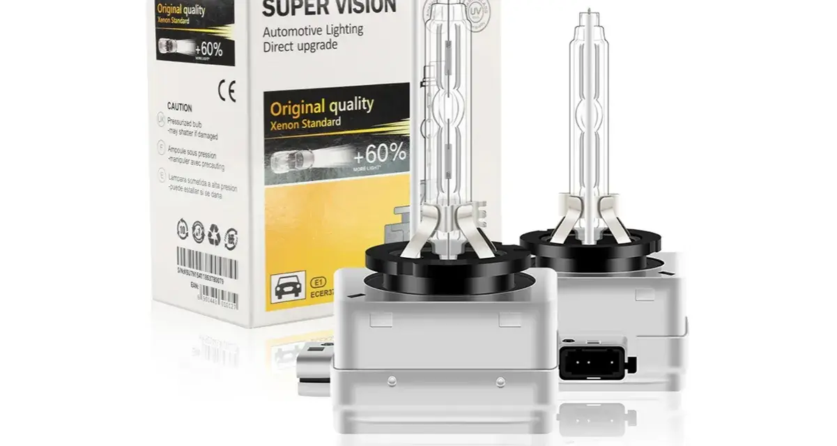 Dwie żarówki samochodowe Super Vision z technologią światła ksenonowego, obok pudełka z napisem "Original quality Xenon Standard".
