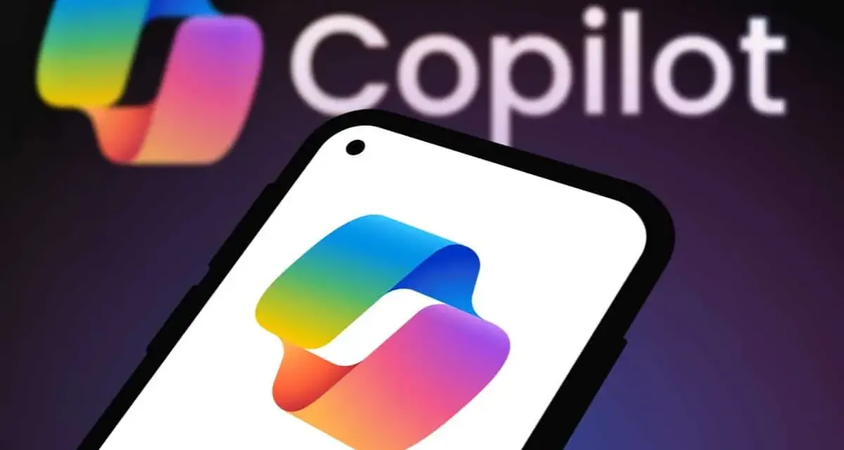 Kolorowe logo Copilot 365 na ekranie smartfona i w tle.