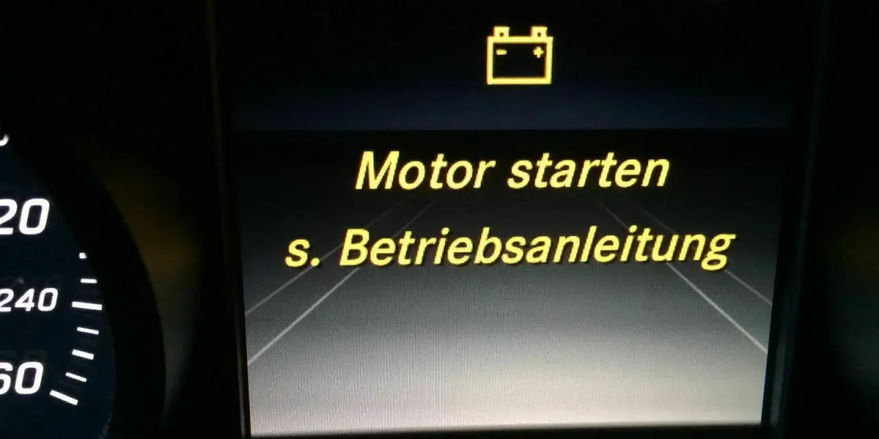 Batterie-Symbol leuchtet: Motor starten, s. Betriebsanleitung. Achten Sie darauf, worauf Sie nach dem Starten Ihres Fahrzeugs achten sollten.