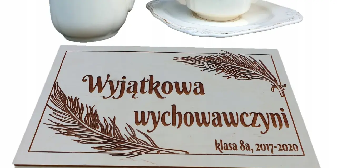 Ciekawe pomysły na prezenty dla wychowawcy na Dzień Nauczyciela