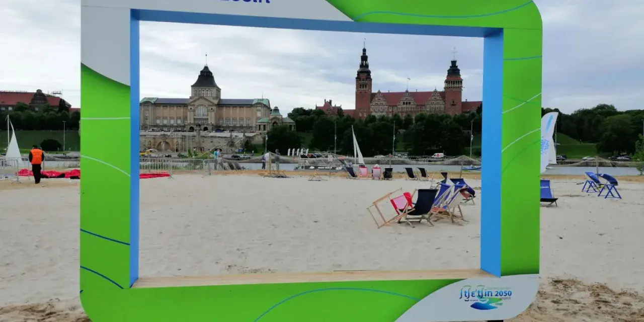 Szczecin: Z czego słynie? Poznaj pływający ogród i jego sekrety!