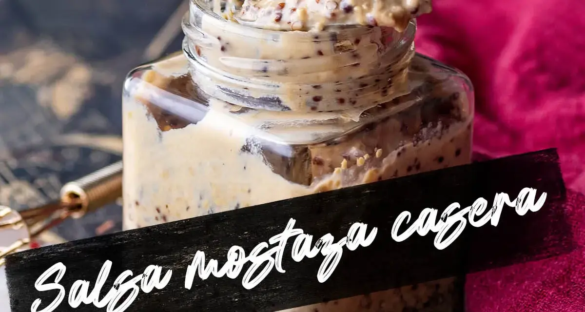 Tarro de mostaza casera con granos enteros. Aprende como hacer mostaza de Dijon casera, ¡fácil y deliciosa!