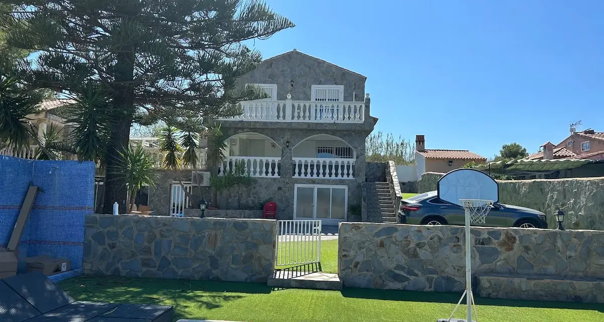 Chalet vacacional en Valencia: Tu guía experta para reservar seguro