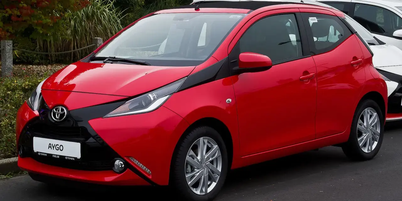 Pojemność baku Toyota Aygo – co musisz wiedzieć o paliwie?