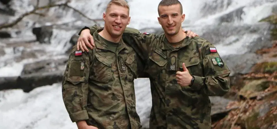Jak zostać oficerem wojska po studiach cywilnych - krok po kroku