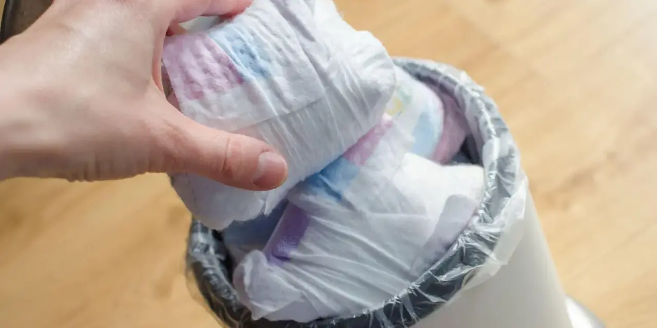 Do jakich odpadów zaliczamy pampersy i jak ich nie wyrzucać źle