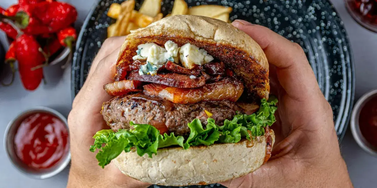 Domowe burgery jak z restauracji? Opanuj sztukę od A do Z!