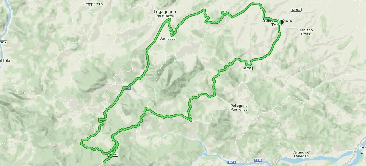 Mappa di un percorso tortuoso tra le colline emiliane, passando per Lugagnano, Vernasca e Salsomaggiore Terme. Un itinerario ideale per chi ama il passo Pellizzone.