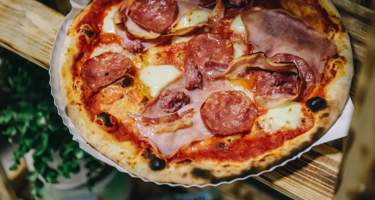Jakie drożdże do pizzy wybrać, by osiągnąć idealne ciasto?