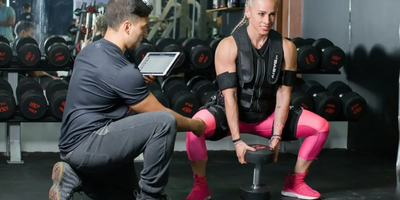 CrossFit czy siłownia? Rozwiej wątpliwości i wybierz mądrze
