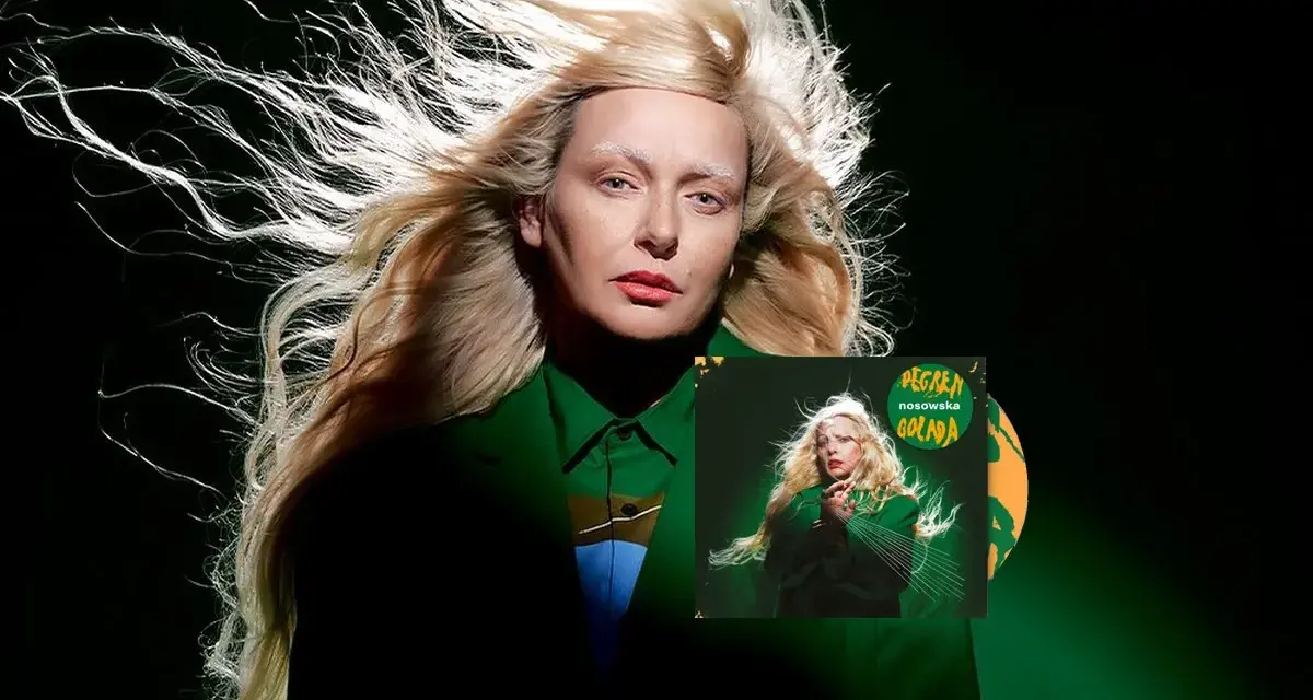 Nosowska w zieleni, z rozwianym blond runem, jakby uciekała przed wiatrem. W rogu okładka płyty "Degrenada".