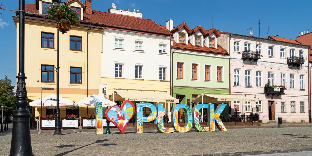 Atrakcje w Płocku: Gotowy plan na niezapomniany weekend!