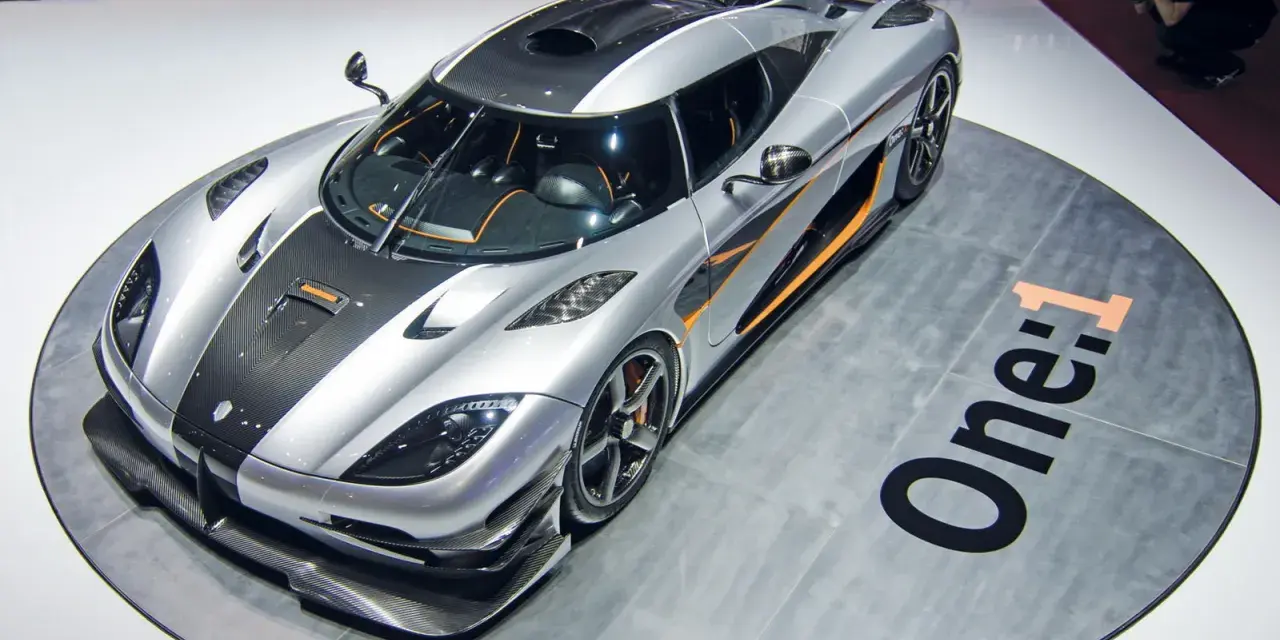 Koenigsegg One:1, un capolavoro di ingegneria con una curva di coppia motore da brivido.