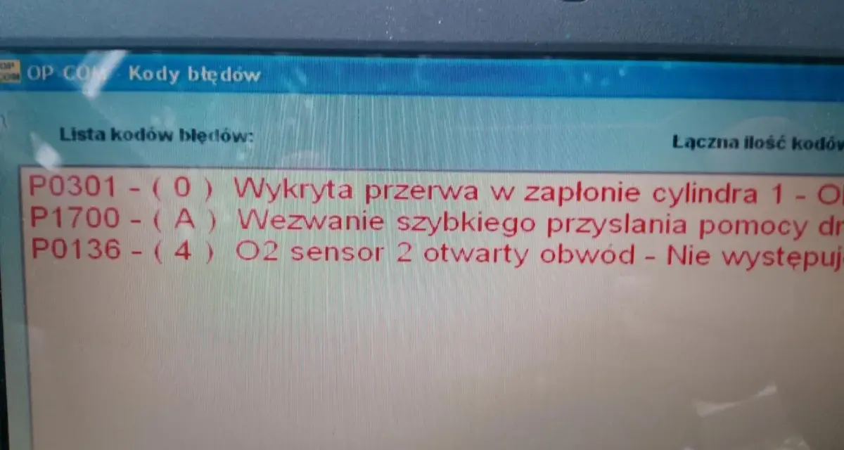 Lista kodów błędów Opel Meriva B: P0301 (przerwa w zapłonie), P1700 (wezwanie pomocy), P0136 (O2 sensor 2 otwarty obwód).