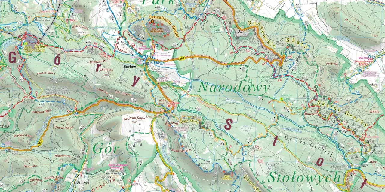 Mapa atrakcji Gór Stołowych: szlaki piesze, punkty widokowe, schroniska i zabytki.