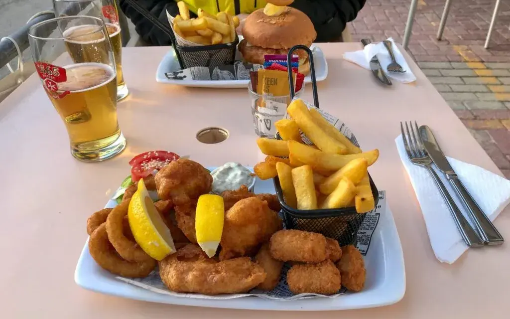 Sliema gdzie zjeść: najlepsze restauracje z widokiem i smakiem