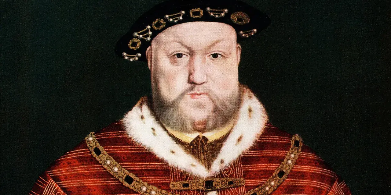 Porträt von Heinrich VIII. in prächtiger Kleidung. Seine vielen Ehepartnerinnen kannten seine Macht.